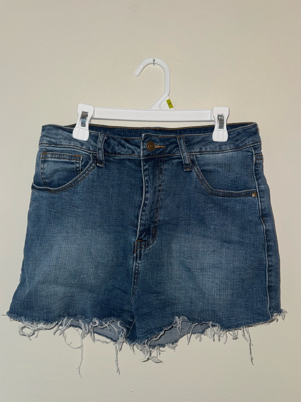 Fashion nova, like new, high rise denim shorts, size 9